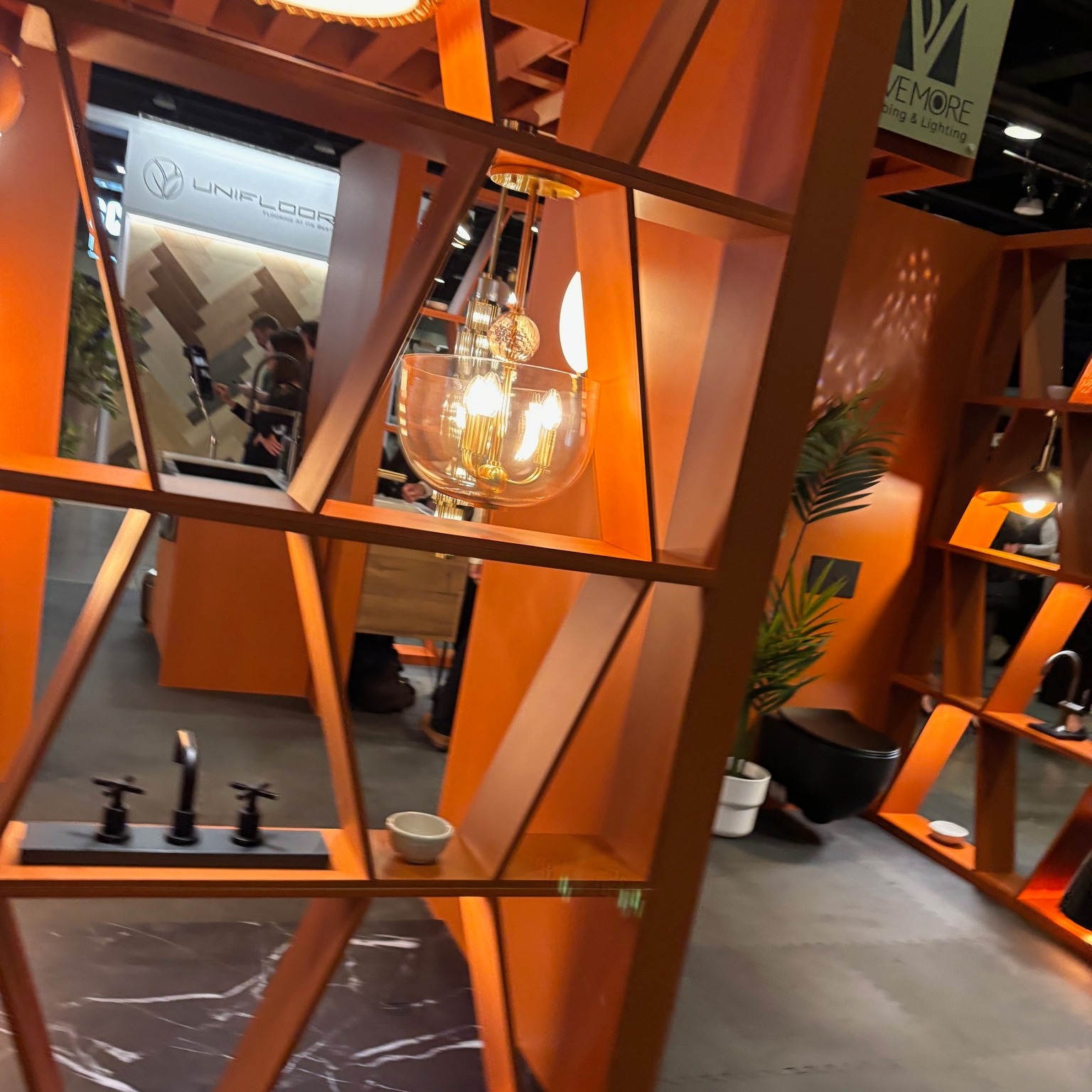 Trends we noticed at @idsvancouver COLOUR! People are expanding their palettes and playing with colour in a way we haven't seen in years. What's the boldest colour you've ever used in your home? What about your wardrobe?
#color2024 #color2025 #ColorTrends2024 #maximalism #maximalistinteriors #maximalistdecor #orange