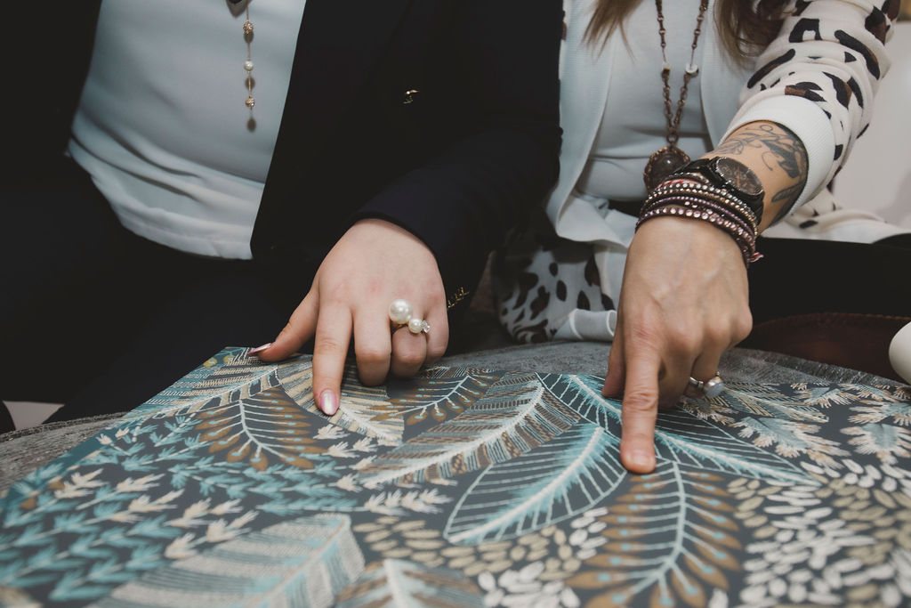 We love curling up with a good book; especially one filled with wallpaper samples! Stop by our showroom to discover the latest in wallcovering options and find your favourite.
#wallcovering #wallpaper #wallpapereverything #designersofinstagram #interiordesigners #interiordesignerslife