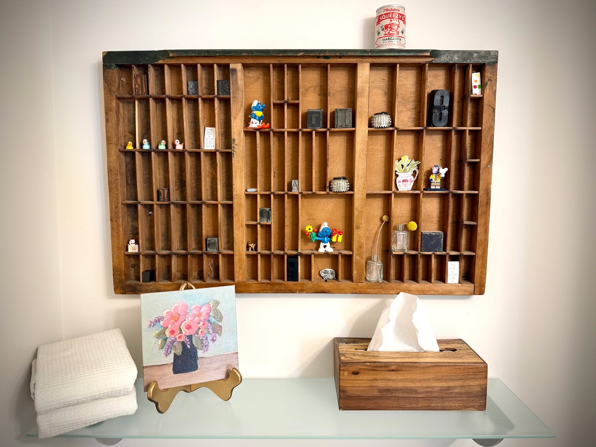 Fair warning: If you use my powder room, you will be in there longer than expected.This letterpress tray—which lives on the wall across from the loo—was the first thing I ever bought on eBay… wayyyyy back in the 1990s! I always meant to fill it with found letters, though it has since evolved into a little gallery of trinkets and curiosities—many left anonymously by visitors to the studio. The most recent addition? The pink watercolour pitcher of flowers, created by my friend Christine 💕 What’s the first thing you saw? 👀