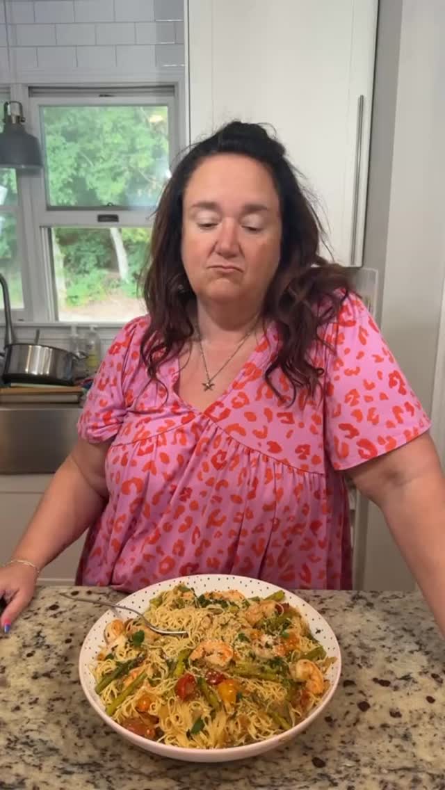 It's cool that you like to find your favorite recipes on TikTok, but geez you don't have to say it to my face! 😩 
Just kidding, you thought you could get away, but The Food Hussy is on that one too 😜 
Check to make sure you're following us on ALL your favorite social media platforms!
#TheFoodHussy
#Foodie
#FoodBlooger
#RecipeOfTheDay
#CookingInspiration
#FindYourFlavor
#CookingMadeEasy