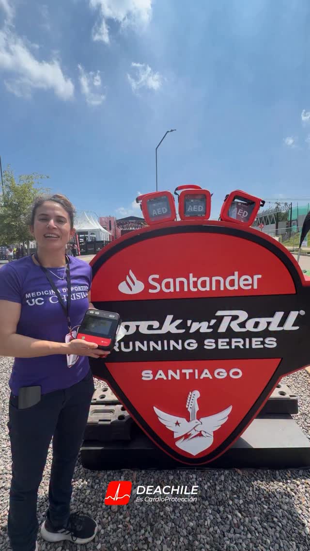 En la Santander Rock ’n’ Roll Running Series Santiago, el equipo médico de la Red de Salud UC CHRISTUS contó con los desfibriladores DEACHILE para cuidar a cada corredor. 🙌
👩⚕️ La Dra. Melissa Miranda, urgencióloga de UC CHRISTUS, nos muestra por qué un DEA es clave en cualquier actividad deportiva.
Y esto no es solo para las carreras. 👇
🏢 Edificios y condominios, donde viven familias y adultos mayores
🏋️ Gimnasios, clubes y eventos deportivos
🏫 Empresas, colegios y espacios públicos
⏱️ En un paro cardíaco, cada minuto cuenta. ¿Tu edificio o tu club tiene un DEA?
📩 Escríbenos a contacto@deachile.cl
👉 Síguenos y comparte con el administrador de tu condominio
🌐 www.deachile.cl | contacto@deachile.cl
Hoy salvar vidas está en tus manos.
DEACHILE – Es CardioProtección.
#RockNRollSantiago #UCCHRISTUS #Running #Condominios Edificios #salvarvidas