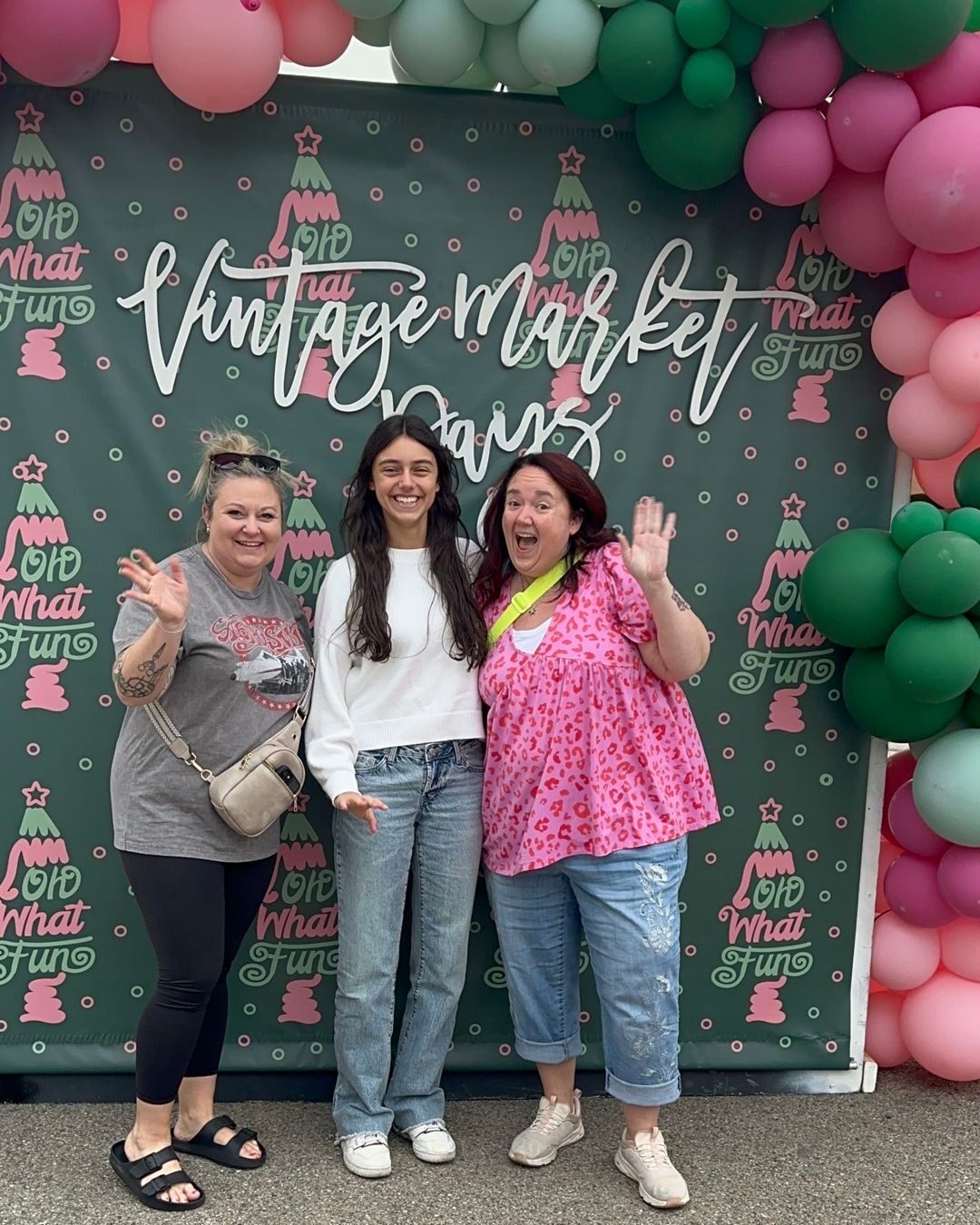 🛍️ 🎁 🛍️ GIVEAWAY TIME!!!! VINTAGE MARKET DAYS ARE BACK!!! (Look at how much fun I've had over the years with my peeps!) 
The theme is Flannel & Frost! Let me tell you - this is my favorite holiday shopping event of the year! It's next weekend, Oct 24-26, at Greene County Fairgrounds in Xenia - @vintagemarketdaysofdaytoncincy
TO WIN 2 TICKETS - 
- LIKE this post
- FOLLOW @foodhussy & @vintagemarketdaysofdaytoncincy
- COMMENT what you're shopping for this holiday season!!!!
- TAG your shopping bestie
Winner will be announced Friday October 17!
🎟️ Tickets available at: bit.ly/VMDCINDAY25
🥳 VIP tickets are available for Friday & Saturday so you get early entry!
🛒 See 130 vendors / 290 booths from the local region and across the US
🛖 Biggest event yet! Four barns to shop!
You'll find furniture, home decor, vintage items, clothing, jewelry, plants and FOOD!!!! (We all know about my obsession with the Pimento Cheese guy!) 
#giveaway #vintagemarketdays #cincinnati #dayton #shopping