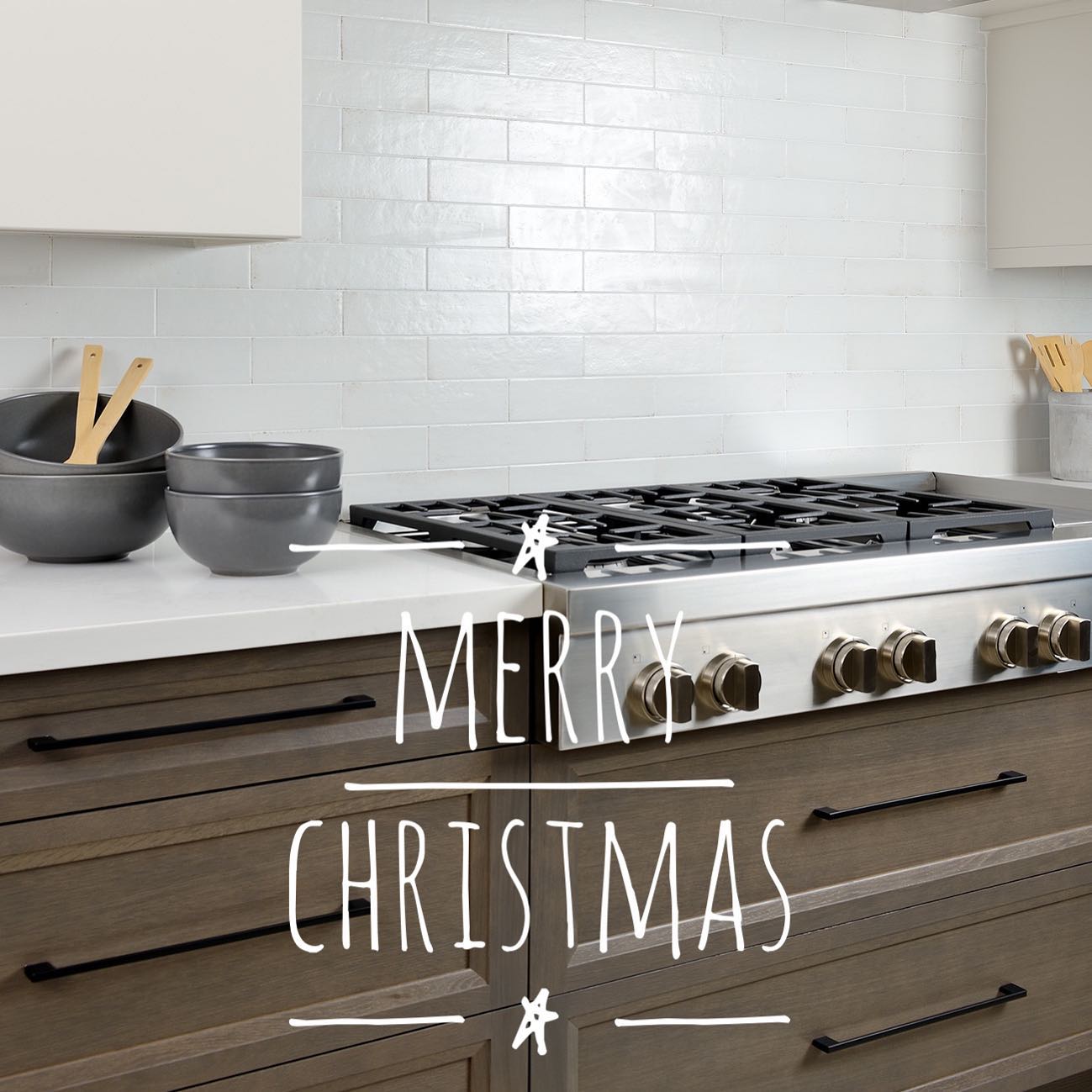 Christmas Is A Time To Celebrate. Our Top Three This Year Include Our Families, Our Health And The Incredible Support Of Local Business. Thank You! Back With More In 2021!
.
.
.
#merrychristmas #celebrate #family #health #smallbusiness #kitchen #drawers #cooktop #cooking #whatscooking #cookingathome #thankful