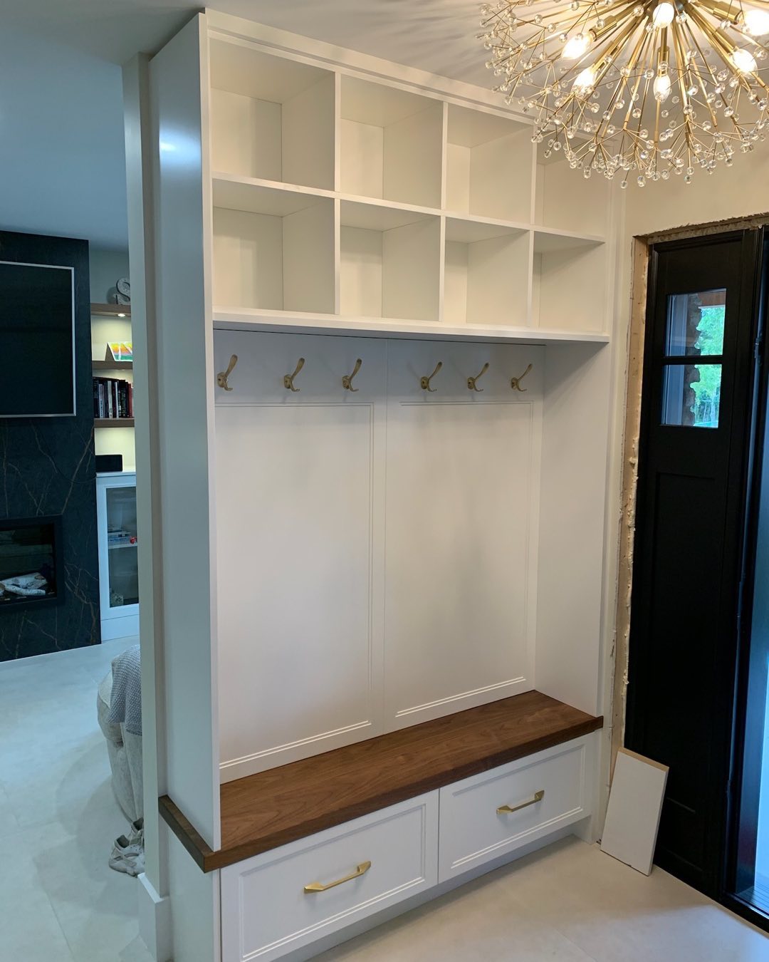 No Mudroom? Fixed It
Cabinet Profile: Stepped Shaker
Cabinet Colour: Cloud White
Bench Seat: Oiled Walnut
#mudroom #mudroomdesign #mudroomcabinets #benchseat #organized #storage #custom #cabinets #fronthall